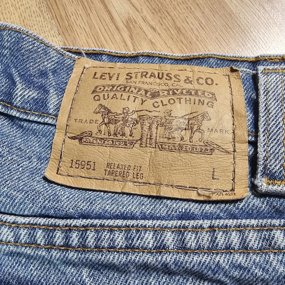 Vintage Levis 15951 Orange Tab Jeans Mens 36x34  Relaxed Fit Tapered‎ 90s 550